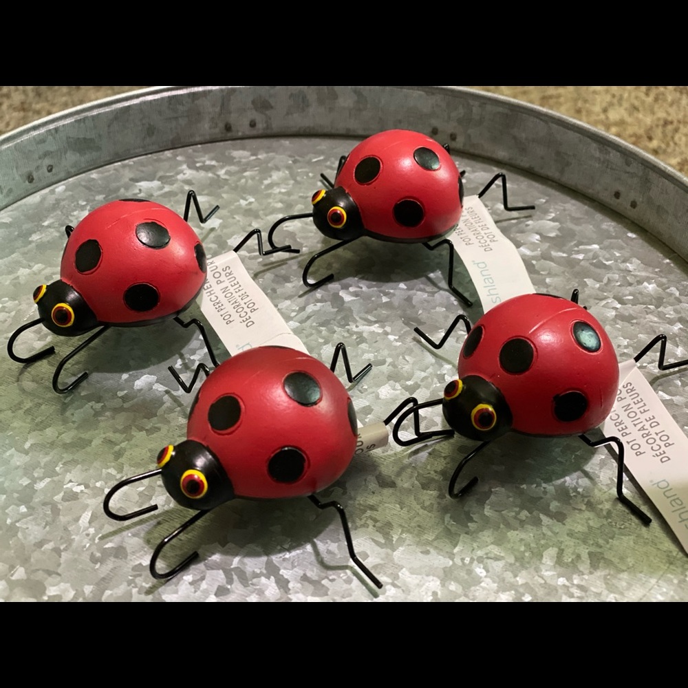 LADYBUG POT PERCHER